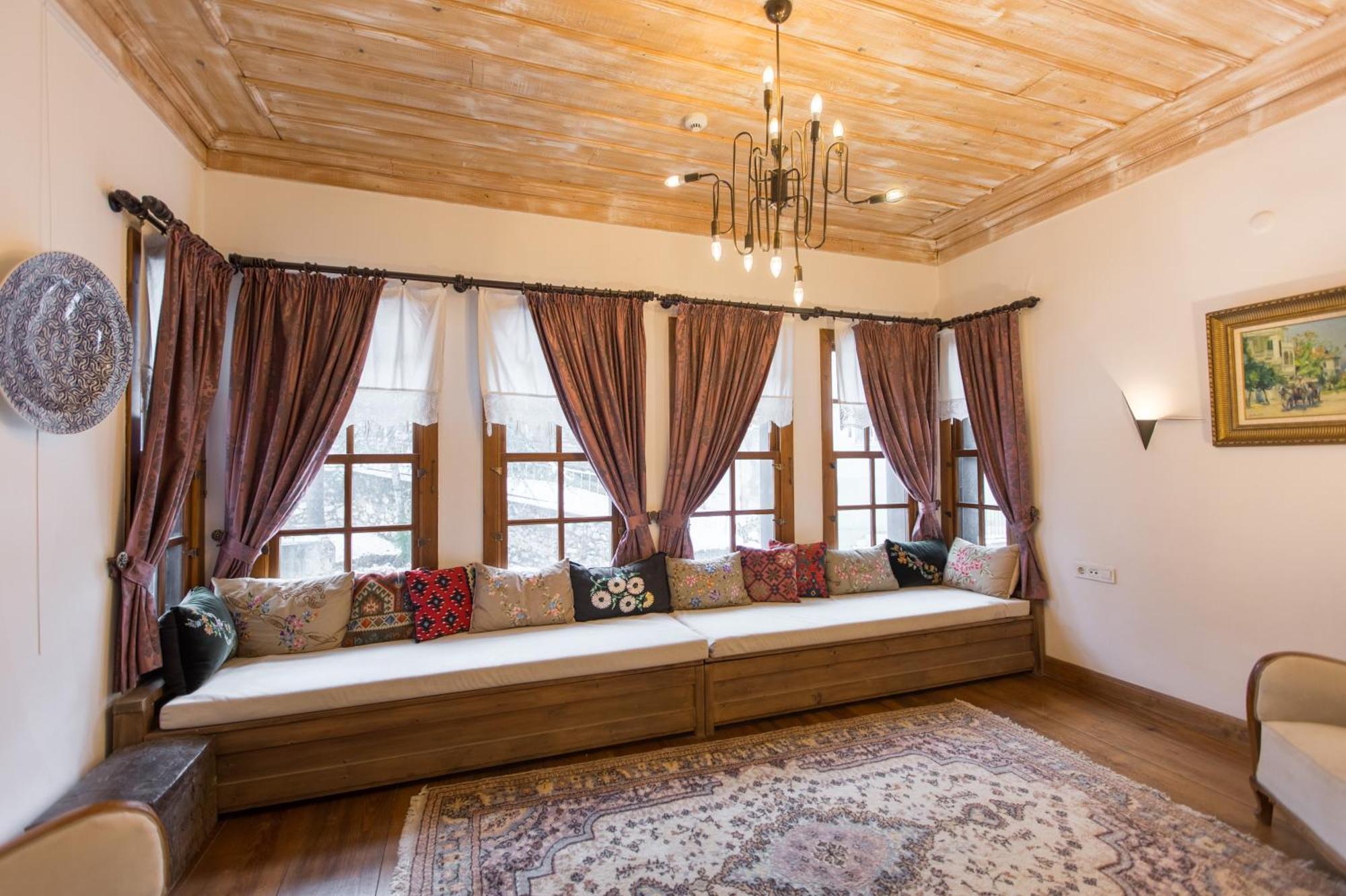 Isparta Historical Mansion Eskiciler Konagi - Cittaslow Egirdir Eksteriør billede