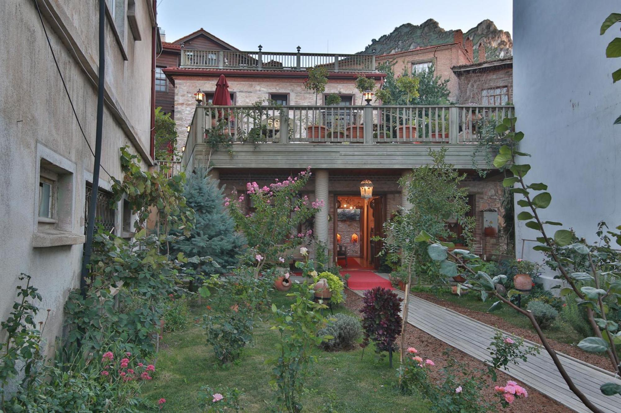 Isparta Historical Mansion Eskiciler Konagi - Cittaslow Egirdir Eksteriør billede