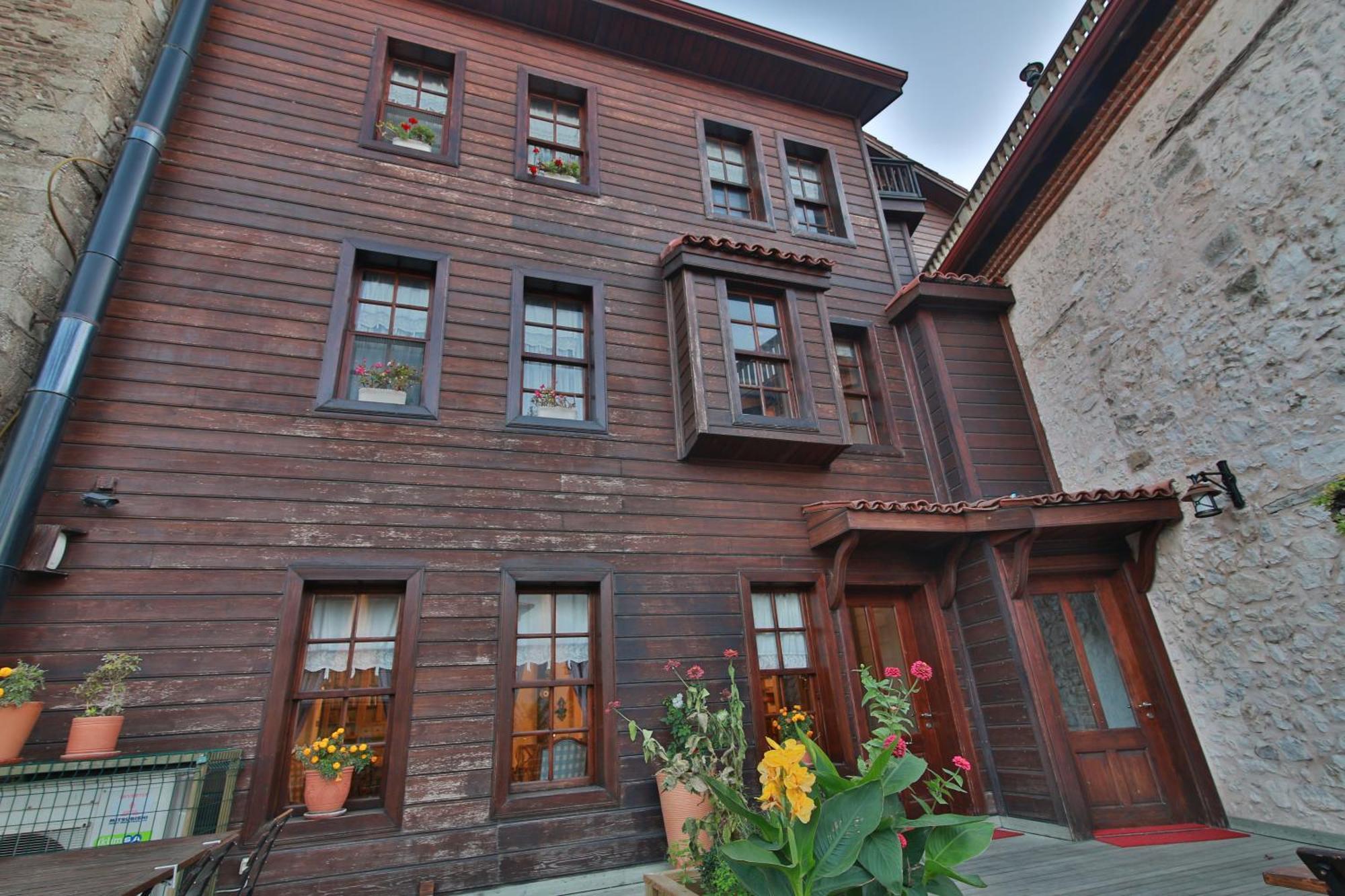 Isparta Historical Mansion Eskiciler Konagi - Cittaslow Egirdir Eksteriør billede