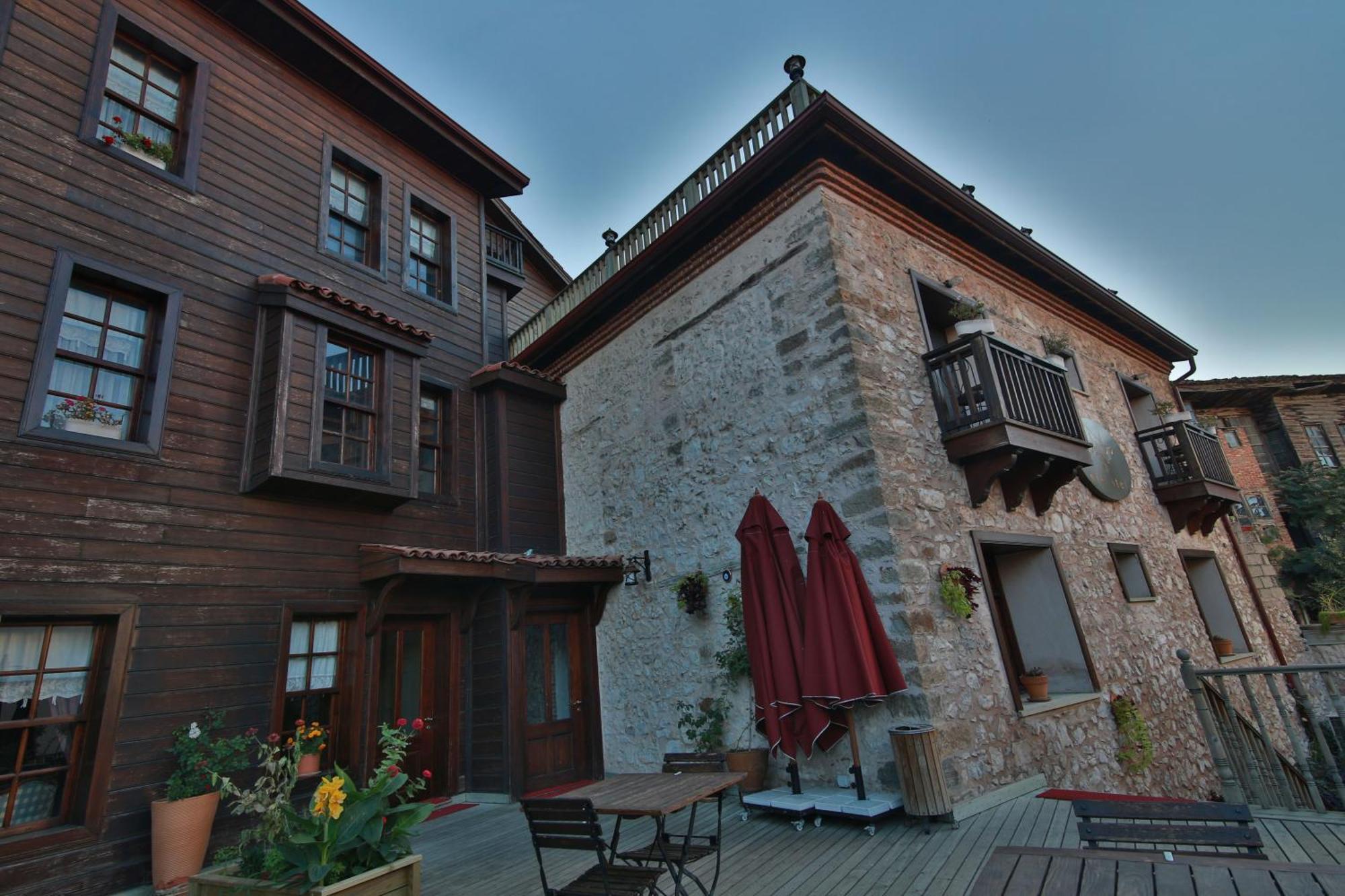 Isparta Historical Mansion Eskiciler Konagi - Cittaslow Egirdir Eksteriør billede